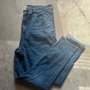 Brand new American Eagle size 18 stretch 90s skinny jean